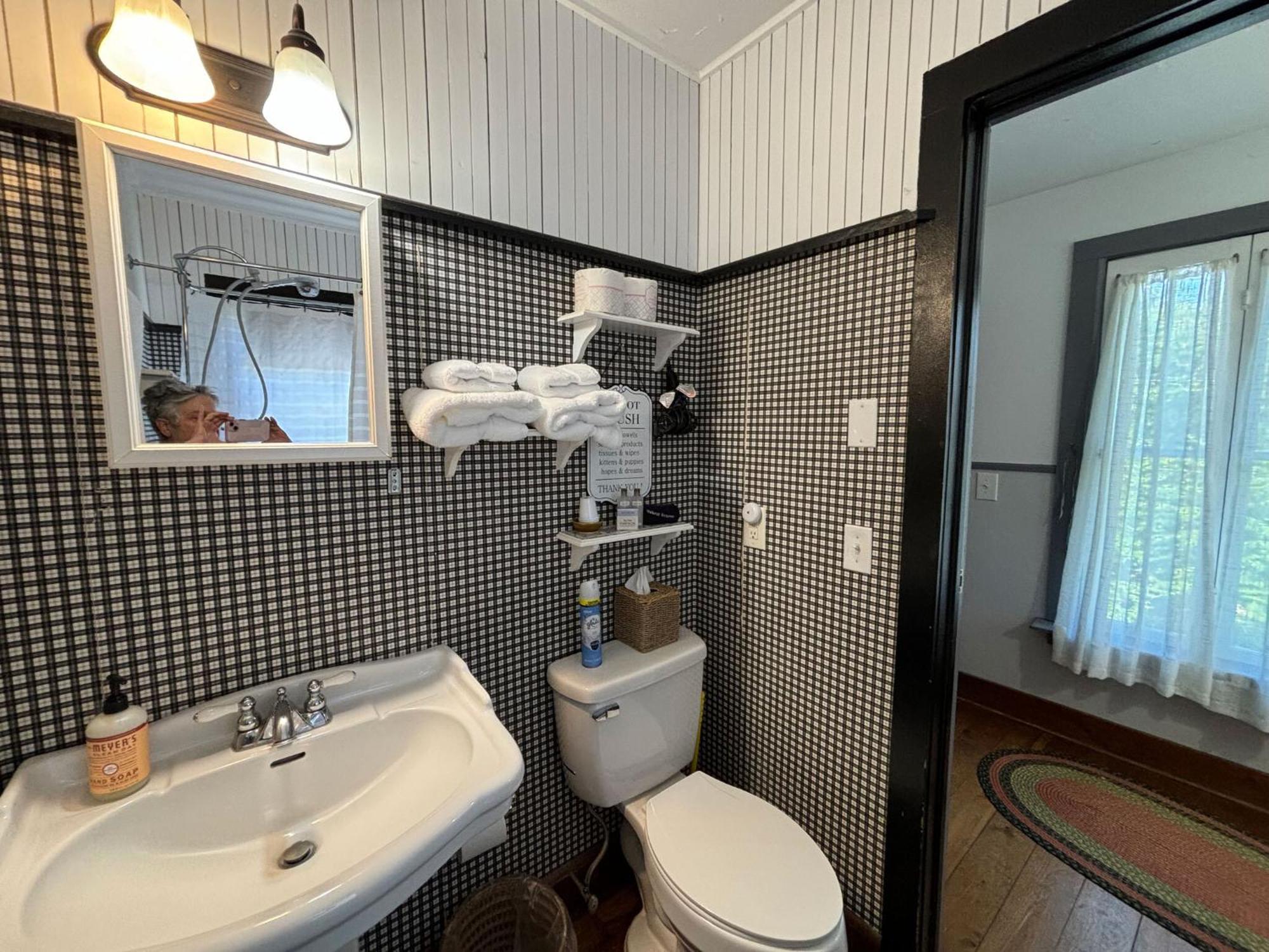 Folkestone Inn Bryson City Bilik gambar